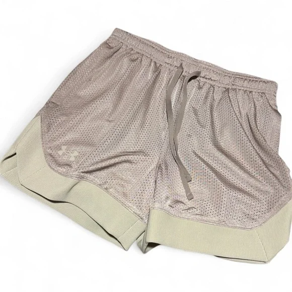 Under Armour Mens Mesh Athletic Shorts Size Medium NWT - Picture 3 of 11